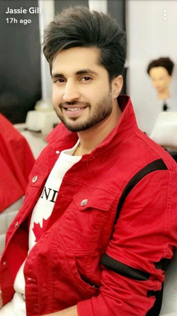 Jassi Gill joins cast of Punjabi rom-com 'Fuffad Ji'