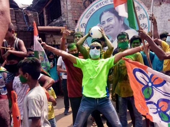 Trinamool celebrates despite EC's prohibitory order in Bengal Trinamool celebrates despite EC's prohibitory order in Bengal