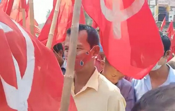 Tripura Municipal Election on Nov 25 : Left Front held a massive rally in Agartala Tripura Municipal Election on Nov 25 : Left Front held a massive rally in Agartala