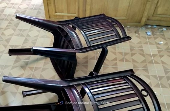 Heavy Clash among Panchayat Pradhan, Chairman, Members at Kailashahar over Rs. 10 Lakhs Fund Utilization : Police, TSR Deployed 