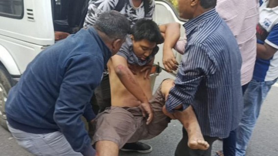 Bishalgarh: Man died on spot after head-on-collision between Bus and a Bike