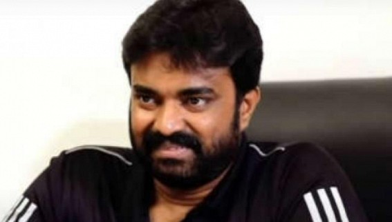 Director Vijay pens emotional letter to his late mom