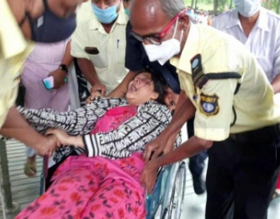 WBSSC scam: Partha recites 'conspiracy theory', Arpita breaks down WBSSC scam: Partha recites 'conspiracy theory', Arpita breaks down