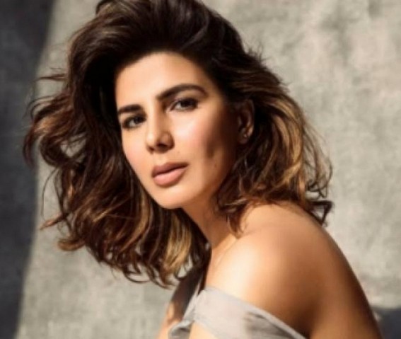 Kirti Kulhari feels playing single mother in 'Four More Shots Please!' is relatable