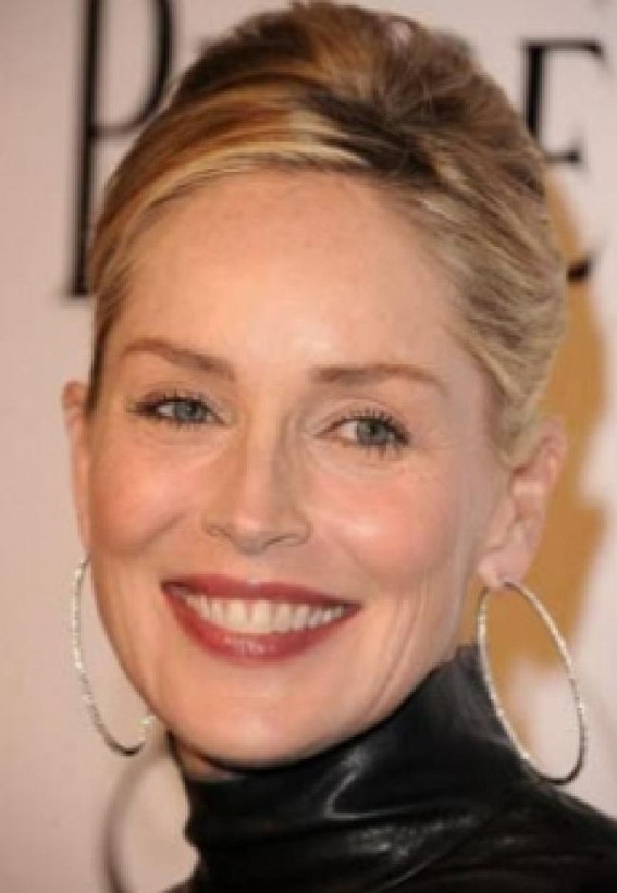 Sharon Stone to undergo surgery after misdiagnosis, wrong procedure