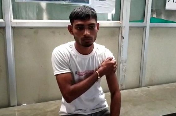 'Sushashan' : BJP workers beat up CPI-M worker at Marriage ceremony in Kailashahar 'Sushashan' : BJP workers beat up CPI-M worker at Marriage ceremony in Kailashahar