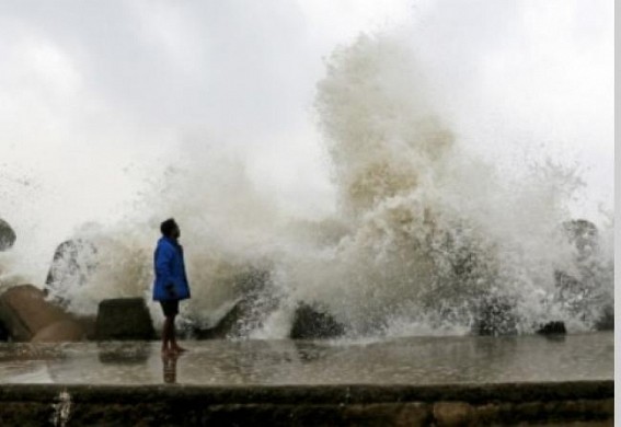 Cyclone Mandous: Heavy rain lashes Tamil Nadu