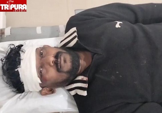 6 BJP workers injured by clashing with Opposition in Usha Bazar 6 BJP workers injured by clashing with Opposition in Usha Bazar