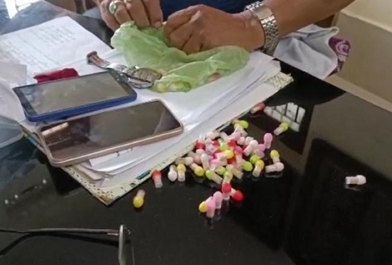 Teliamura: 18 year’s 2 youths were detained while smuggling drugs in Hwaibari area