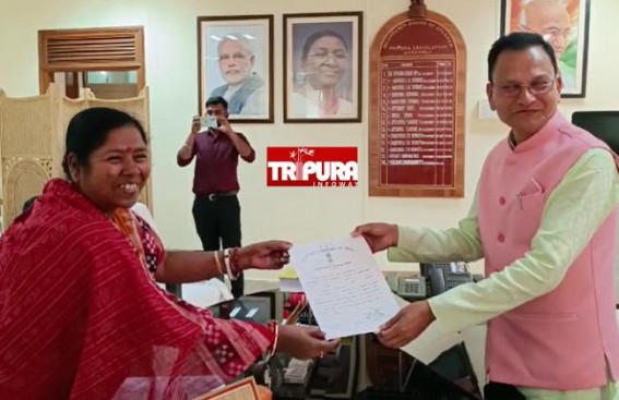 After not getting CM Post, Pratima Bhowmik decides to Continue as Central Minister : Resigned from Tripura Assembly : Claims ‘It’s Party’s Order’
