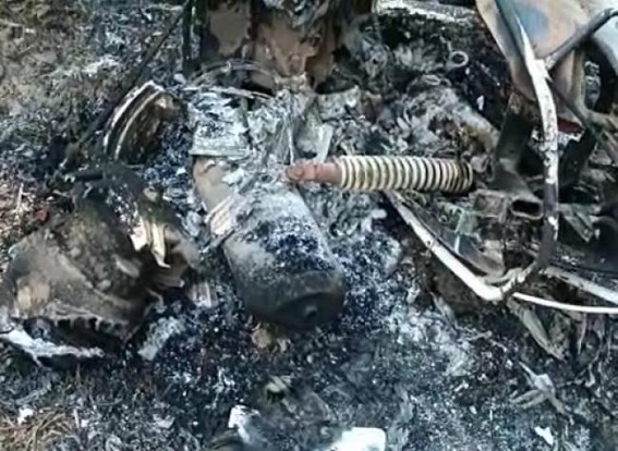 Kailashahar: Scooty burnt by miscreants in South Kalipur quarter complex area