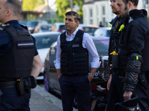 Over 100 foreign nationals arrested for working illegally in UK Over 100 foreign nationals arrested for working illegally in UK