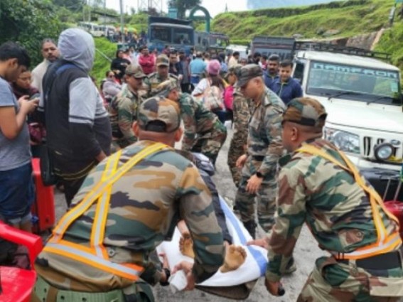 Tourists stranded in Sikkim due to heavy rainfall, 2K rescued by Army