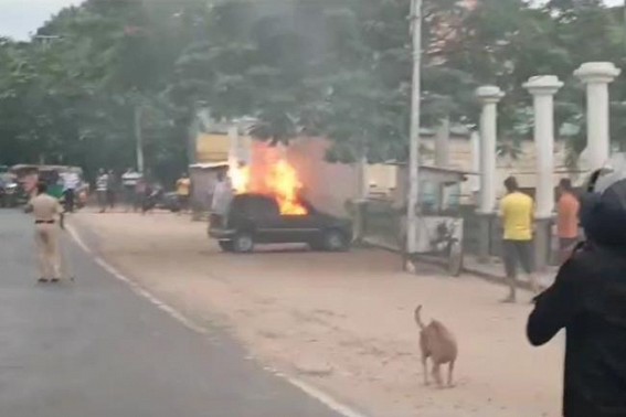 Fire in running car triggered tension in Agartala Fire in running car triggered tension in Agartala