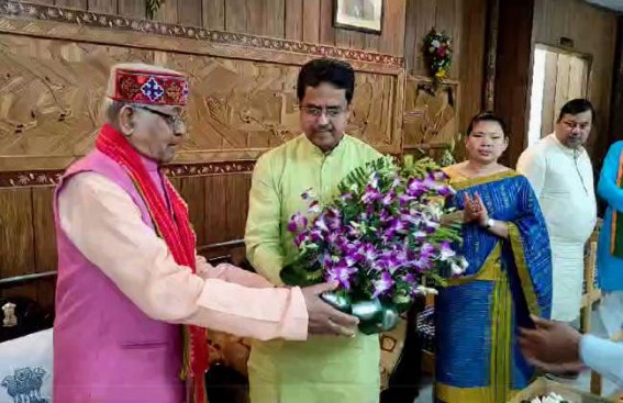 Farewell given to outgoing Tripura Governor by CM