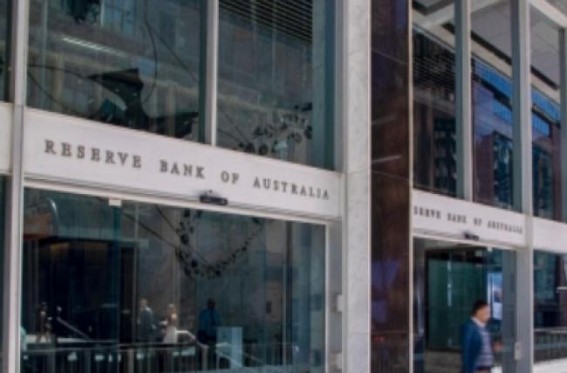 Australia's central bank keeps cash rate unchanged