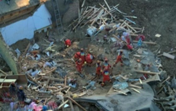 China earthquake toll rises to 131, nearly 1,000 injured