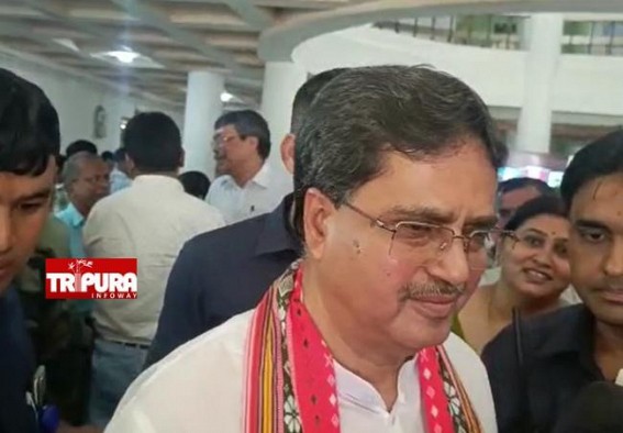 ‘No Extra Ordinary Talk ! Only Normal Conversation held with Pradyot Manikya’ : CM