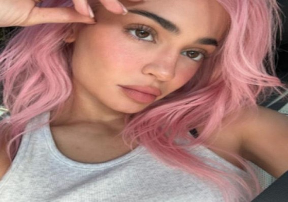 Kylie Jenner unveils transformation with bright pink hair