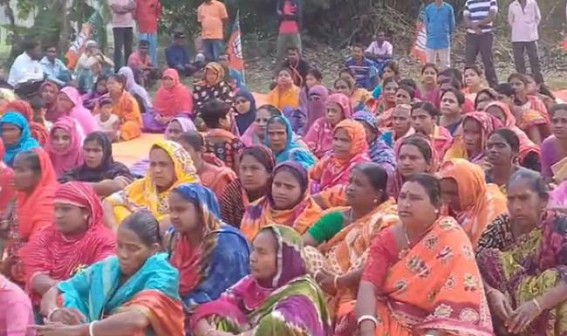 BJP organized joining program in Dhanpur