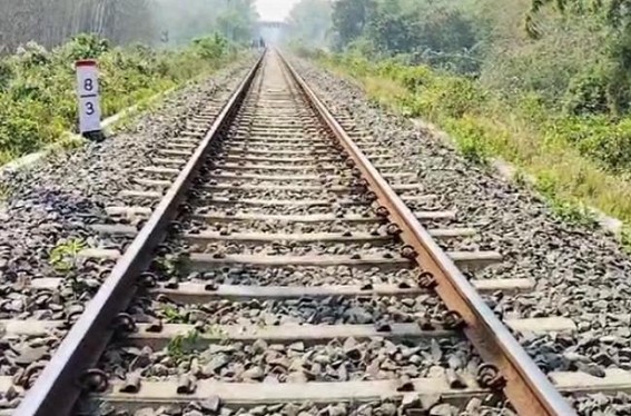 Man ran over by a train in Bishalgarh