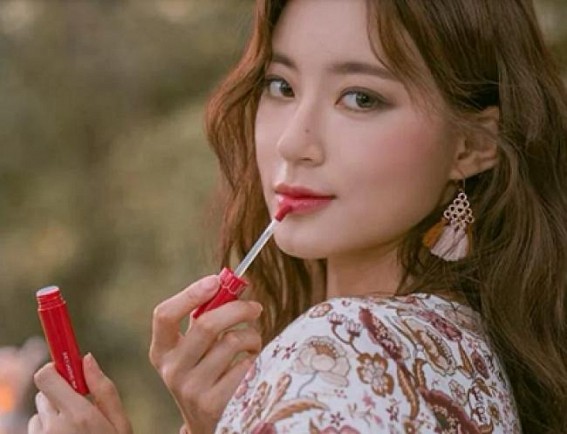 Amazon Shoppers Gave This $10 Lip Tint 'Holy Grail Status' for the Way It Leaves a ‘Gorgeous Stain That Lasts Forever’