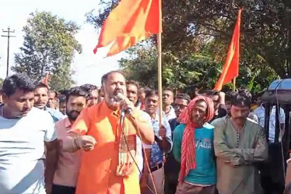 ‘Jago Hindu Jago’ organization protested in Dharmanagar against Hindu Persecution in Bangladesh ‘Jago Hindu Jago’ organization protested in Dharmanagar against Hindu Persecution in Bangladesh