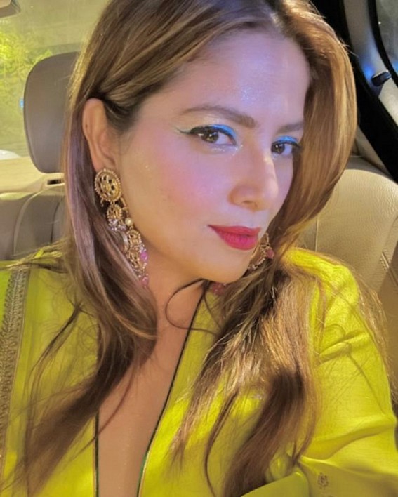 Actress Sonam Khan reveals her true relation with Zeenat Aman