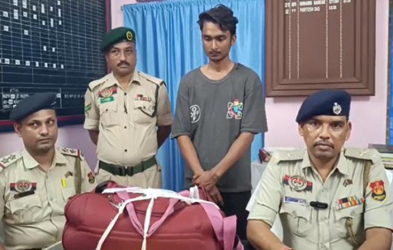 Police arrested a Train Passenger with Ganja