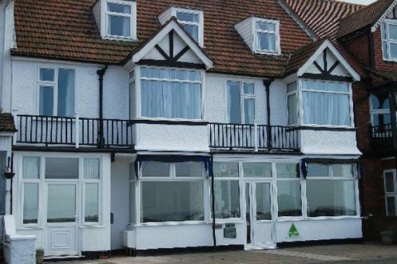 Around the Youth Hostels of Great Britain Around the Youth Hostels of Great Britain