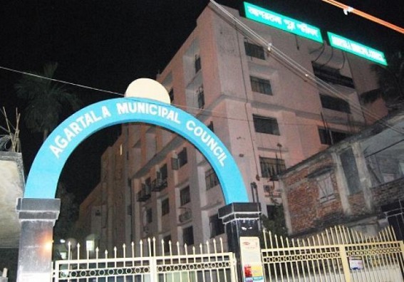 TNGCL points irresponsibility of AMC : Residents of Radhanagar area saved from big destruction due to the emission of gas TNGCL points irresponsibility of AMC : Residents of Radhanagar area saved from big destruction due to the emission of gas