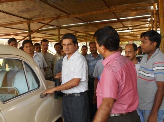 State Election Commissioner Y Kumar visits Udaipur; holds meeting with DM, ADM, SDM State Election Commissioner Y Kumar visits Udaipur; holds meeting with DM, ADM, SDM