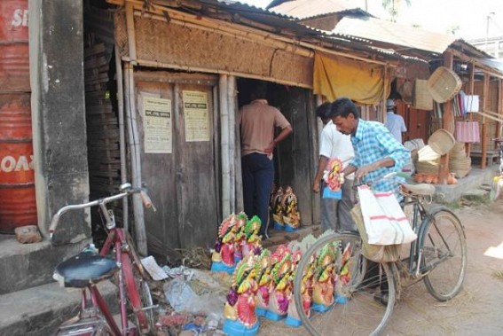 Kamalpur : High Price rise of Puja items brings misery Kamalpur : High Price rise of Puja items brings misery