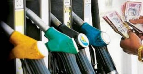 Petrol price cut brings respite to people : Price cut by Rs 2.41/ltr, diesel by Rs 2.25/ltr Petrol price cut brings respite to people : Price cut by Rs 2.41/ltr, diesel by Rs 2.25/ltr