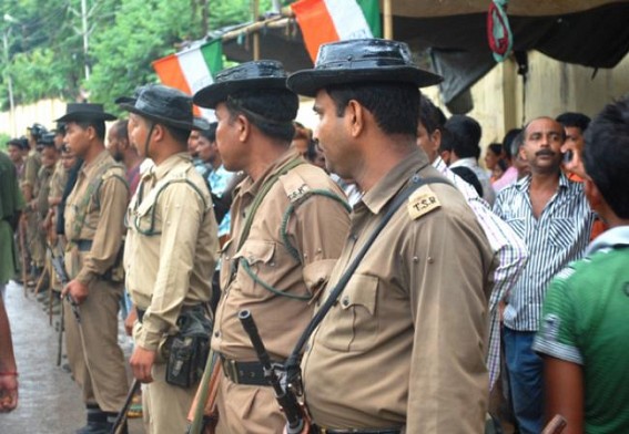 CPI (M) set to sweep panchayat polls, one injured in scuffle at Charilam counting hall CPI (M) set to sweep panchayat polls, one injured in scuffle at Charilam counting hall