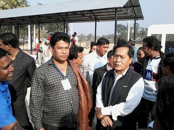 MP Jiten Chaudhury visits Srinagar Border Hut MP Jiten Chaudhury visits Srinagar Border Hut