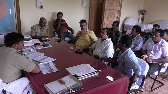 Tripura Journalist Union met DM & SP of Unakoti Dist. : demands for action against journalist attackers