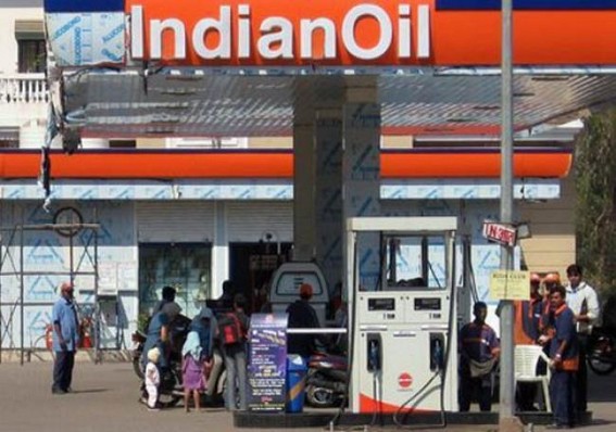 Petrol price cut by 50 paisa per litre, diesel by 46 paisa per litre Petrol price cut by 50 paisa per litre, diesel by 46 paisa per litre