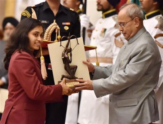 India's pride Dipa Karmakar makes Tripura proud, receives prestigious Arjuna award India's pride Dipa Karmakar makes Tripura proud, receives prestigious Arjuna award