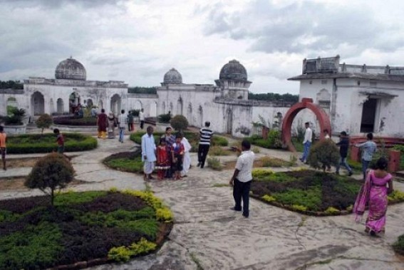 Two domes, one wall of Neermahal collapses