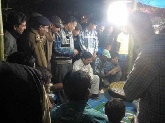 Gambling racket thrives: Police playing the role of mute spectators Gambling racket thrives: Police playing the role of mute spectators