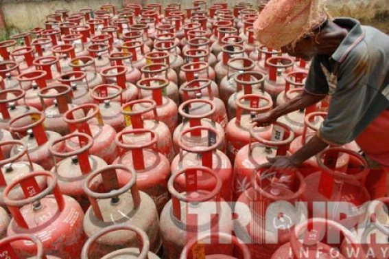 Black marketing of domestic cooking gas continues to thrive