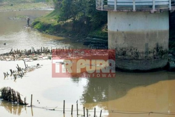 World-Water-Day: Tripura Govt.’s ‘Clean Howrah’ movement yet to work out after 1 year World-Water-Day: Tripura Govt.’s ‘Clean Howrah’ movement yet to work out after 1 year