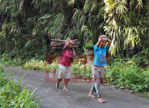 Only 37 lakhs population: CPI-M Govt. failed to provide basic needs to hilly people Only 37 lakhs population: CPI-M Govt. failed to provide basic needs to hilly people