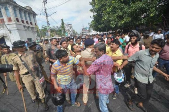 Fumed public beaten CITU cadre at Durgabari petrol pump during protest Fumed public beaten CITU cadre at Durgabari petrol pump during protest