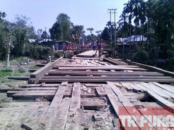 Amarapur :CM Manik Sarkar’s blame game continues, Mailak Wooden Bridge is in deplorable condition Amarapur :CM Manik Sarkar’s blame game continues, Mailak Wooden Bridge is in deplorable condition