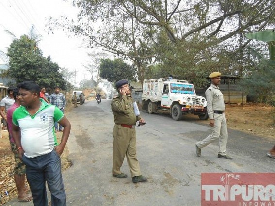 Khowai police seized over-loaded vehicles : 25 thousand fines collected Khowai police seized over-loaded vehicles : 25 thousand fines collected