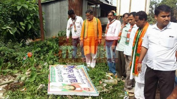 Miscreants damaged BJP's flags and festoons: BJP candidates lodged FIR