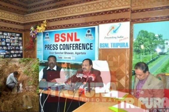 BSNL link failure shuts down banking work BSNL link failure shuts down banking work