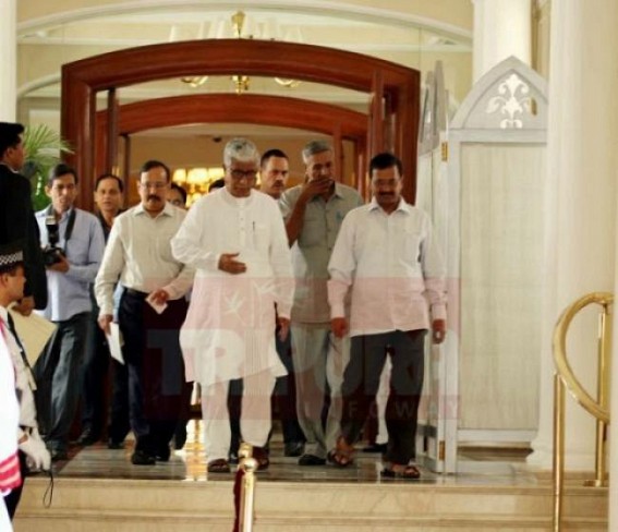 Election Commission censures Tripura CM's lameduck buddy Kejriwal,arrest likely, both CMs mark utter failure in Administration Election Commission censures Tripura CM's lameduck buddy Kejriwal,arrest likely, both CMs mark utter failure in Administration